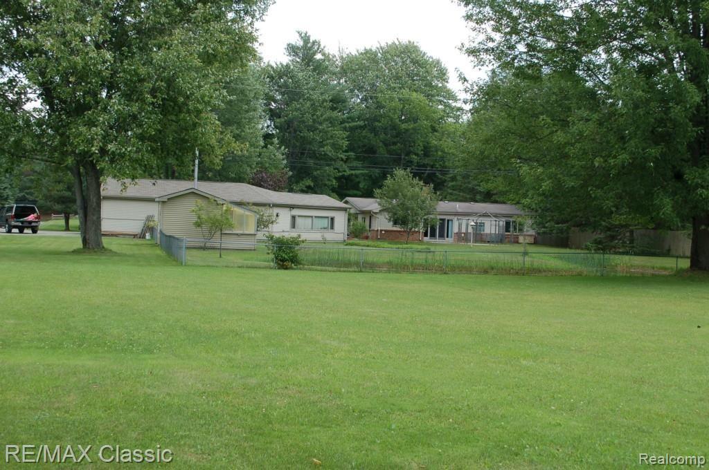 9745 North Eston Road Clarkston, MI 48348 - Photo 6 of 53 BACKYARD