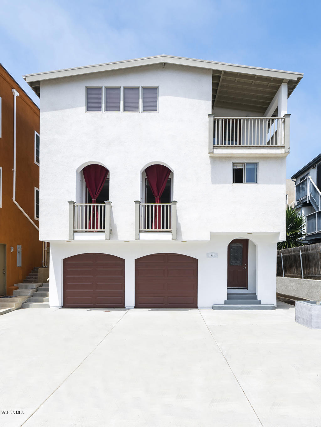 141 Santa Paula Avenue Oxnard, CA 93035 - Photo 1 of 48 DSC07443