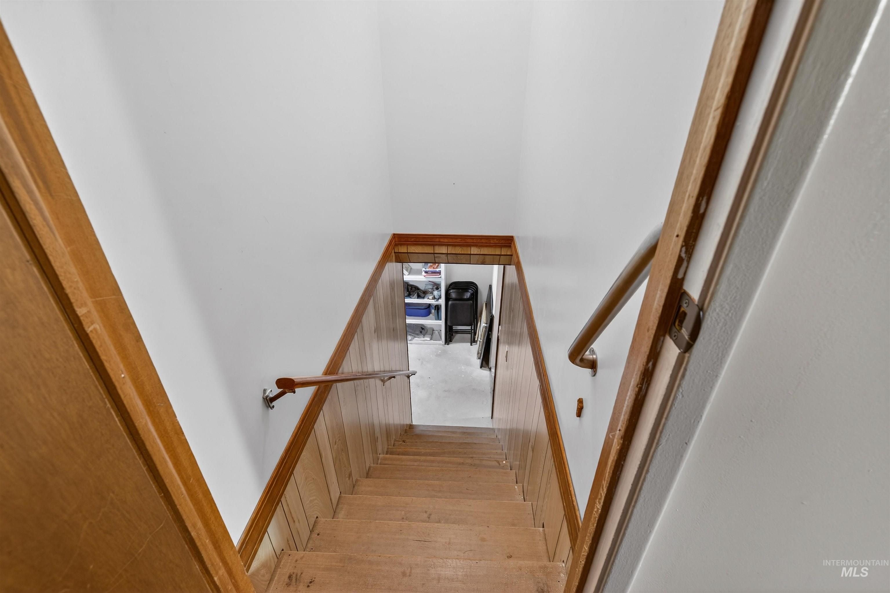 209 Walnut Drive Potlatch, ID 83855 - Photo 15 of 27 View of stairs