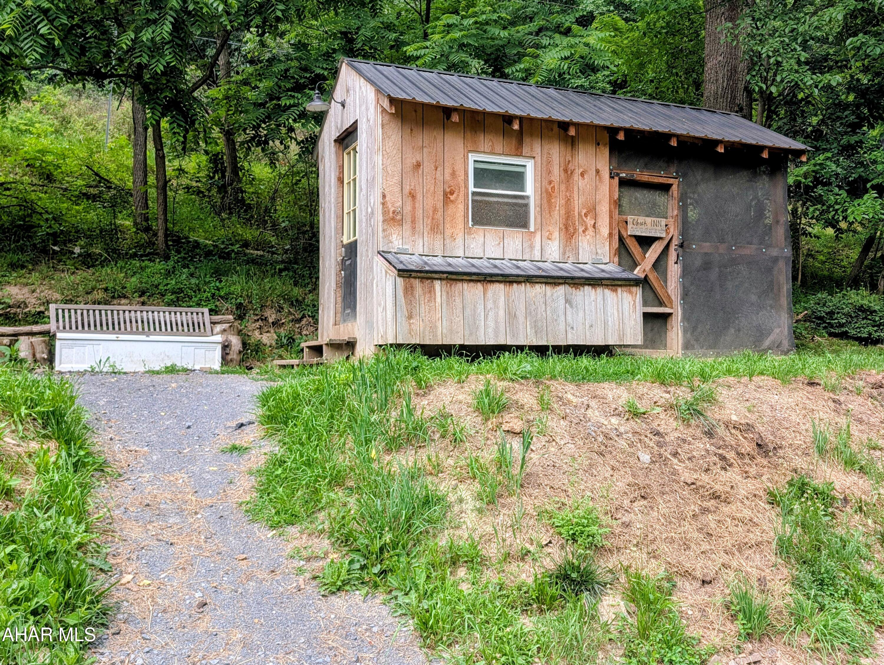 587 Point Road Bedford, PA 15522 - Photo 21 of 92