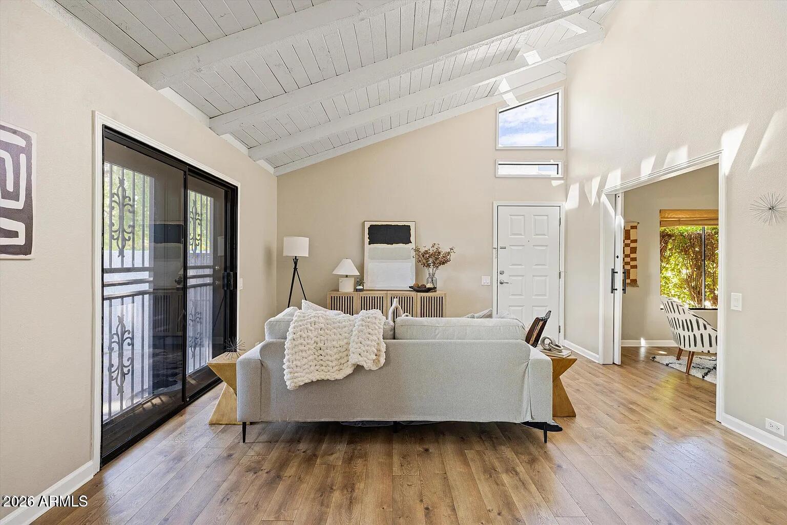 4313 North 28th Street Phoenix, AZ 85016 - Photo 4 of 15 4313 N 28th.3