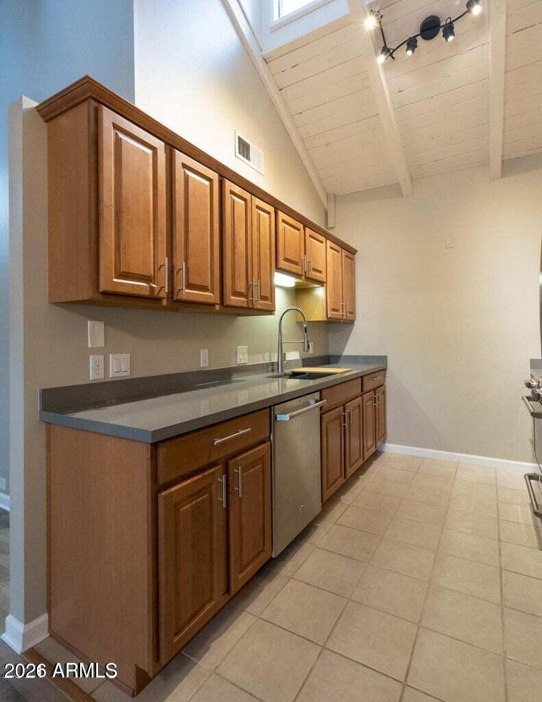 4313 North 28th Street Phoenix, AZ 85016 - Photo 6 of 15 4313 N 28th.4