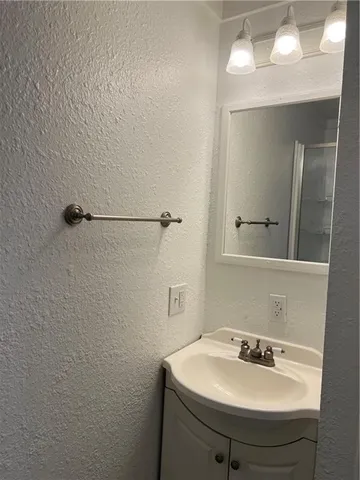 $389,450 | 14096 Mitchell Court, Basehor, KS 66007