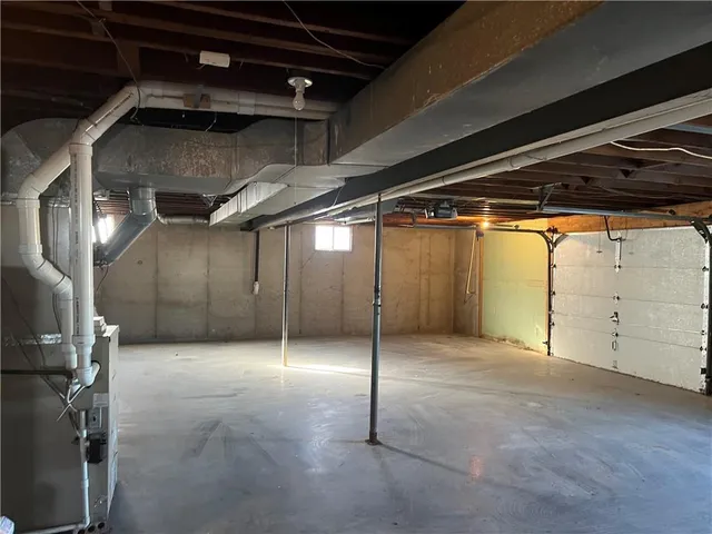 $389,450 | 14096 Mitchell Court, Basehor, KS 66007