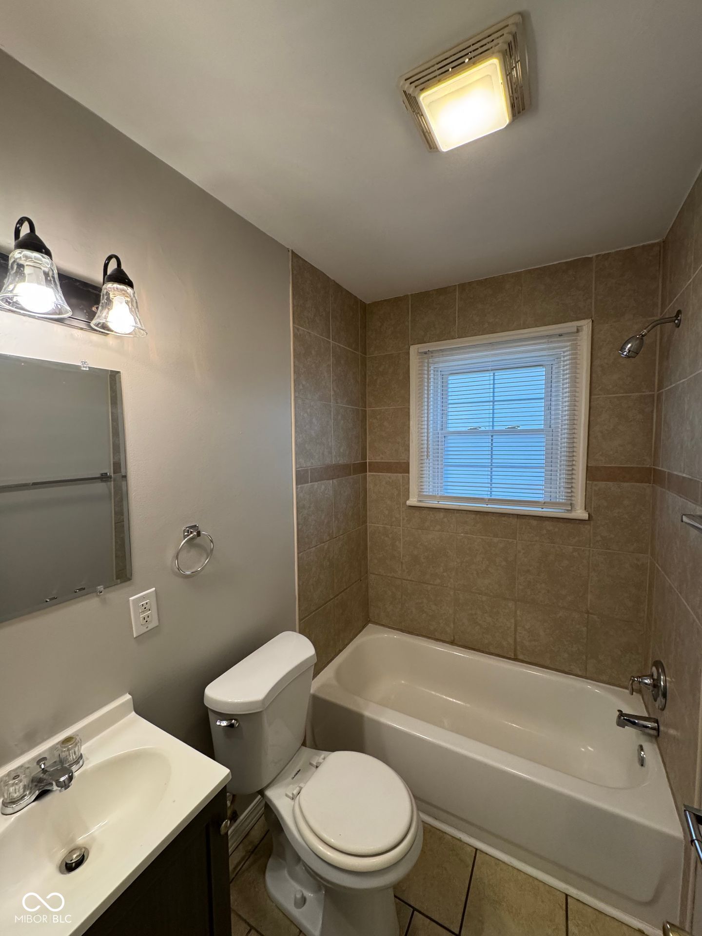 138 North 3rd Avenue Beech Grove, IN 46107 - Photo 13 of 15