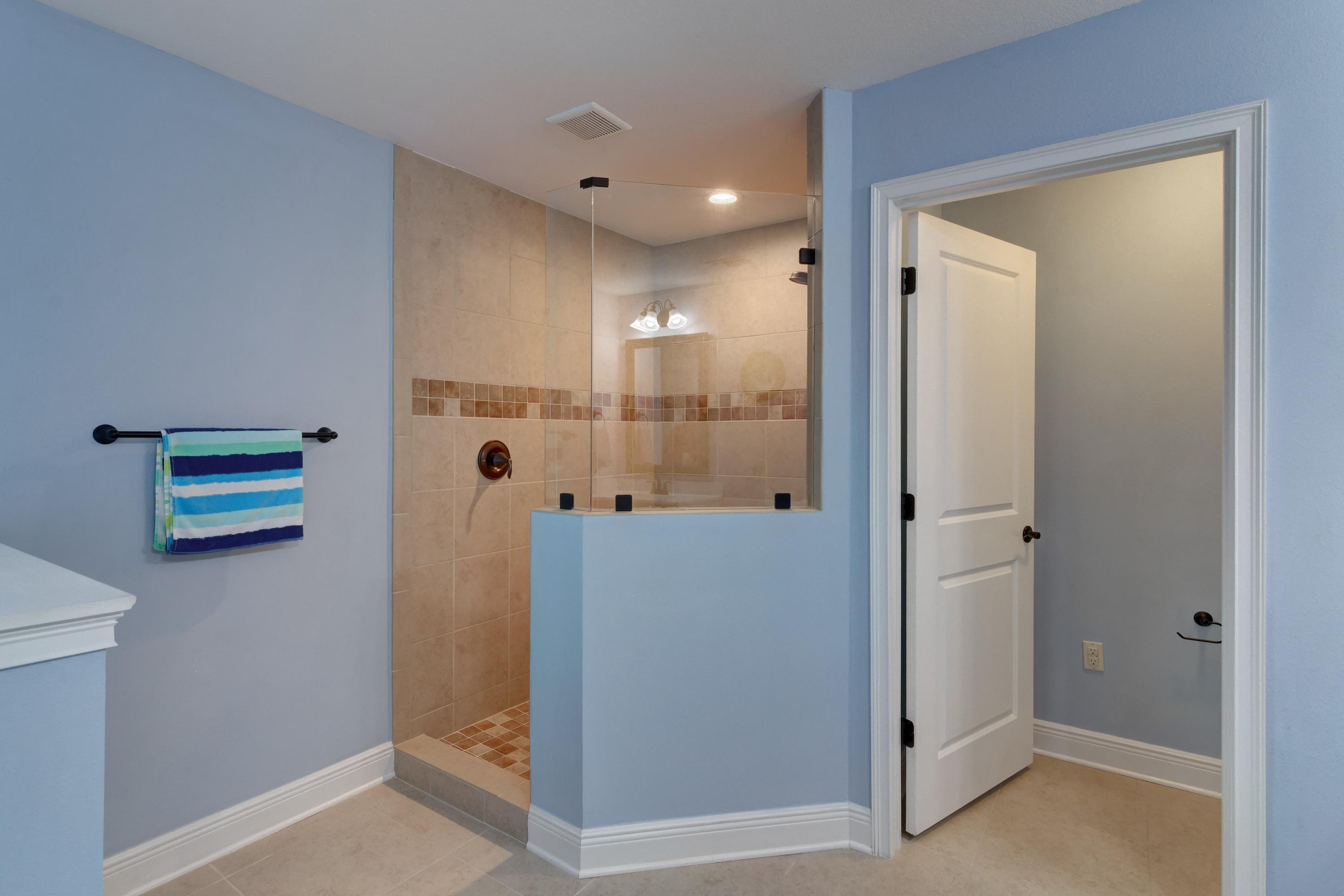 2592 Crescent Road Navarre, FL 32566 - Photo 32 of 67 35-135_Master_Bathroom_03
