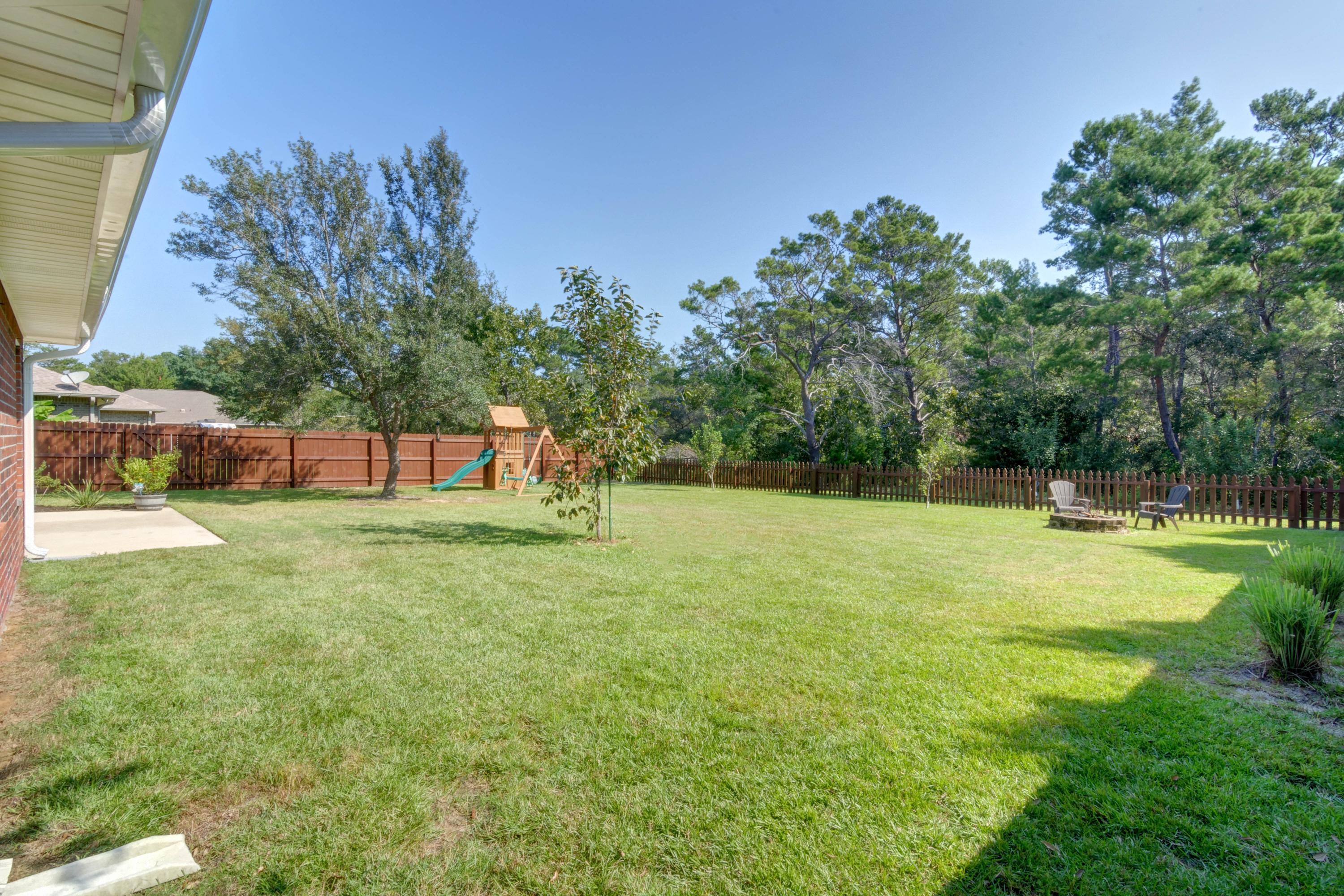 2592 Crescent Road Navarre, FL 32566 - Photo 57 of 67 61-161_Rear_05