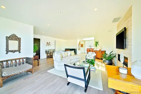 $7,695,000 | 231 Bonair Street, La Jolla, CA 92037