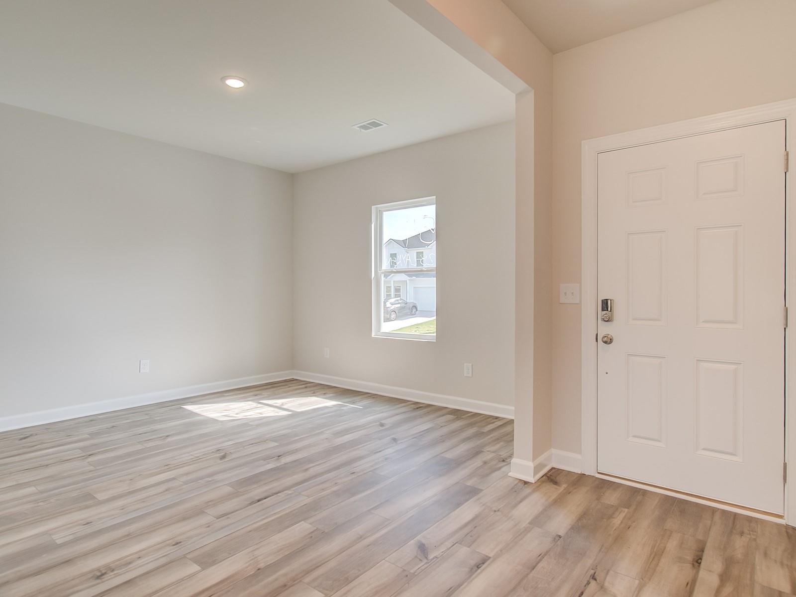 128 Layken Drive Fountain Inn, SC 29644 - Photo 6 of 36 Gallery Image 6