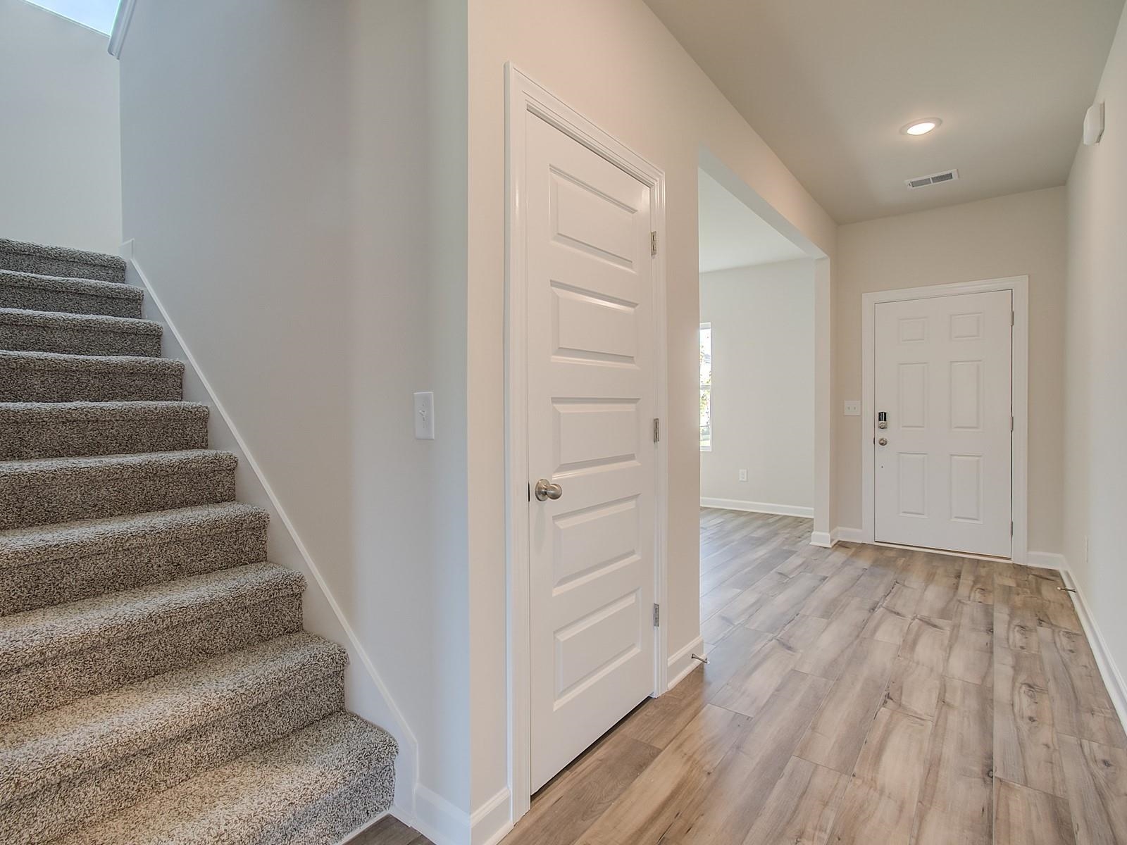 128 Layken Drive Fountain Inn, SC 29644 - Photo 7 of 36 Gallery Image 7
