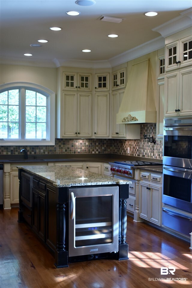541 Falling Water Boulevard Fairhope, AL 36532 - Photo 10 of 48