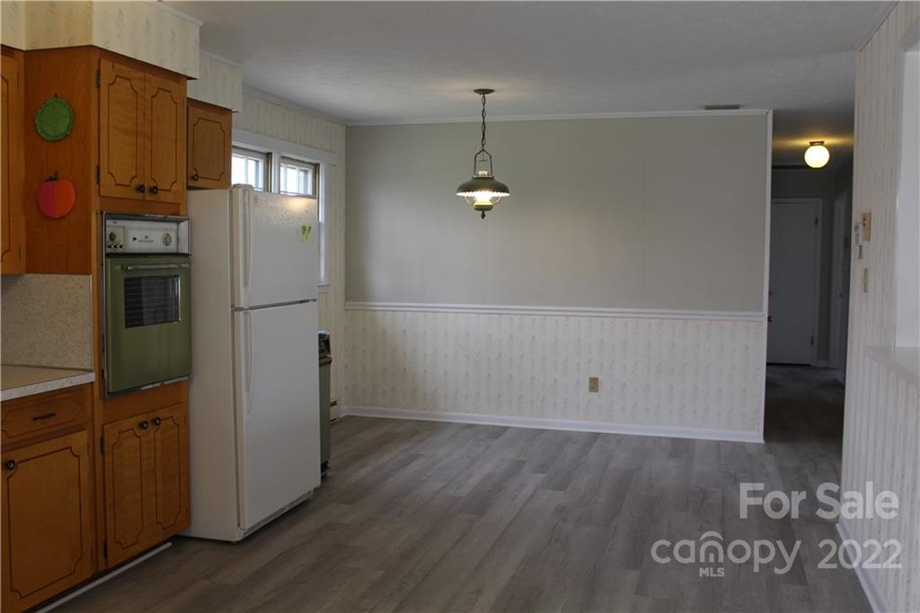 2292 Crestview Street Morganton, NC 28655 - Photo 11 of 26 Gallery Image 11