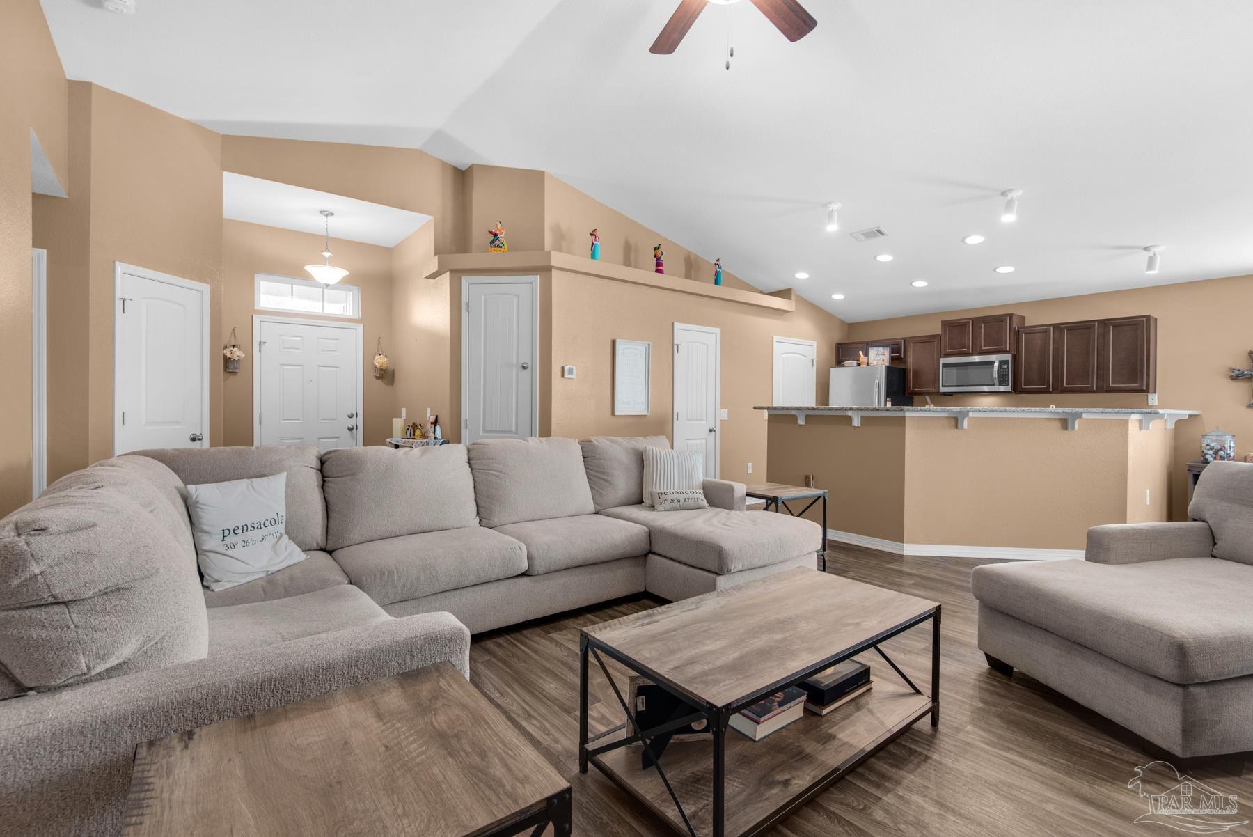 5829 Fairlands Road Milton, FL 32583 - Photo 11 of 40 Gallery Image 11