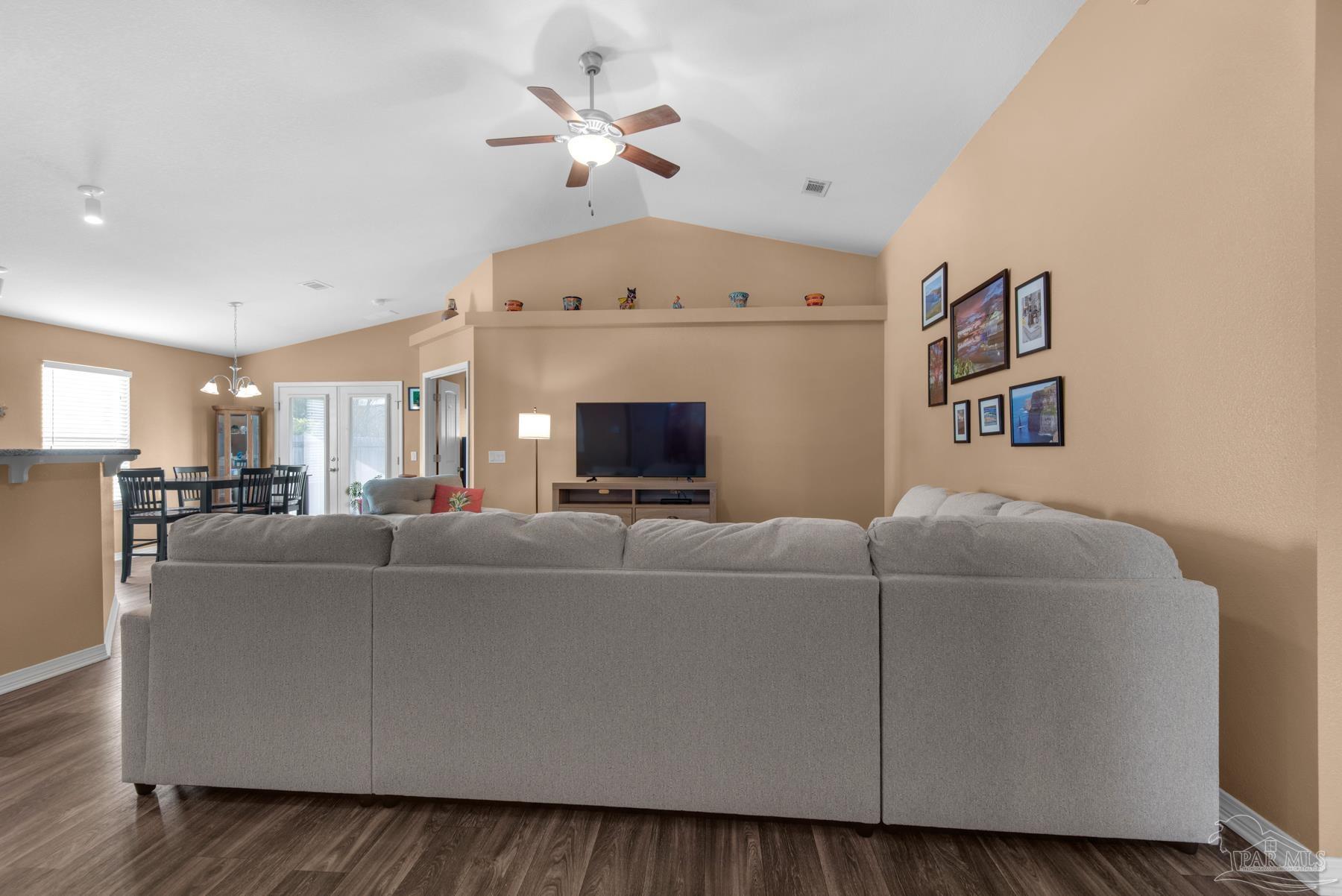 5829 Fairlands Road Milton, FL 32583 - Photo 7 of 40 Gallery Image 7