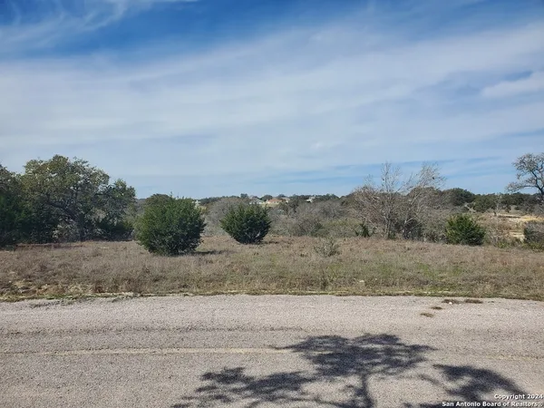 $85,000 | 136 West Eli Chandler, Blanco, TX 78606