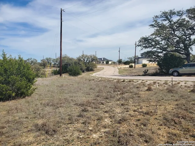 $85,000 | 136 West Eli Chandler, Blanco, TX 78606