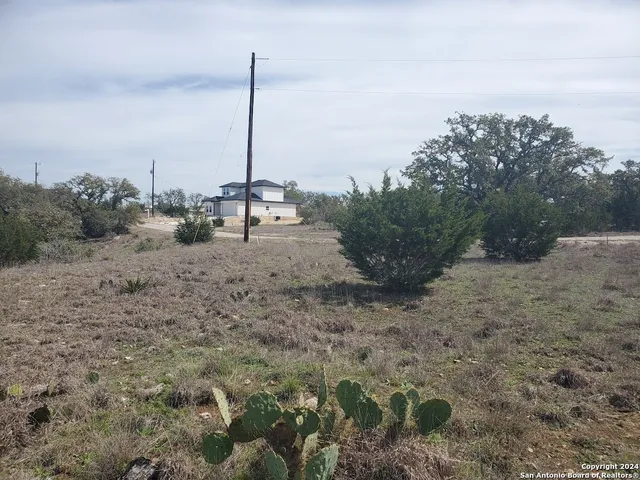 $85,000 | 136 West Eli Chandler, Blanco, TX 78606