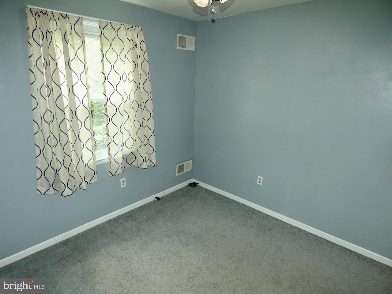 23 Upland Court Newark, DE 19713 - Photo 54 of 84 Bedroom 4