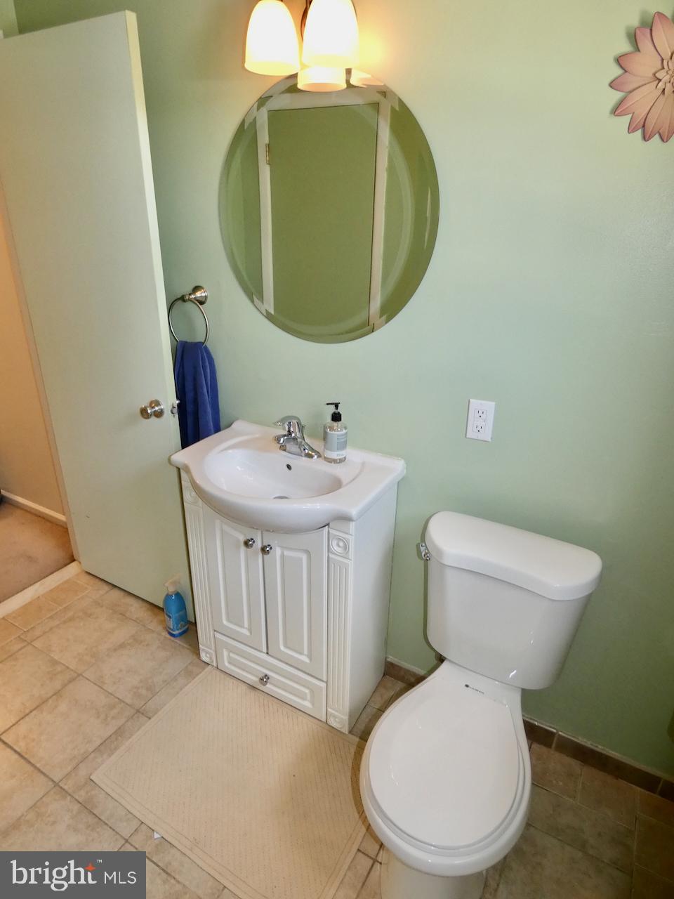 23 Upland Court Newark, DE 19713 - Photo 56 of 84 Full Bath