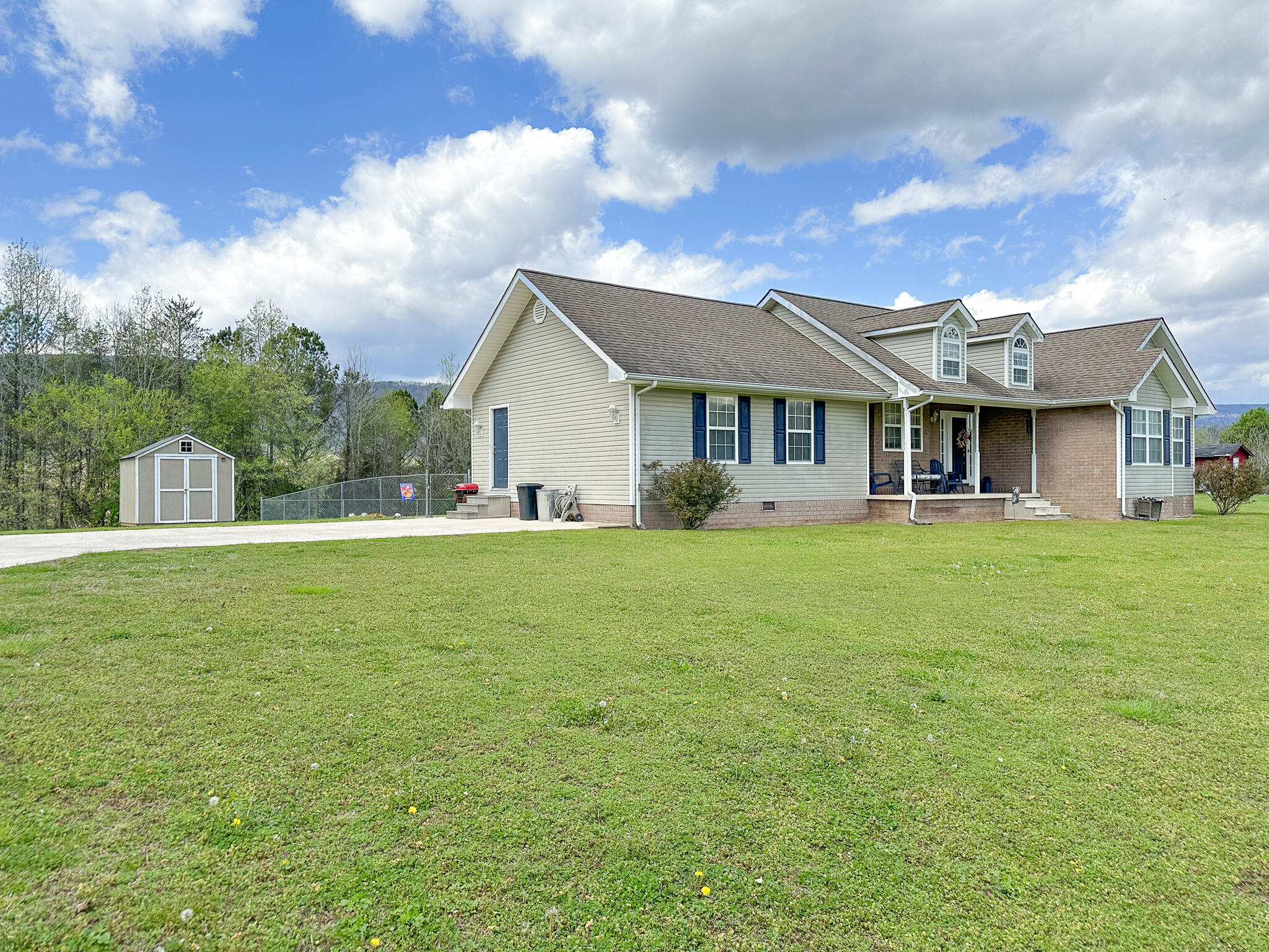 2935 Francis Spring Road Whitwell, TN 37397 - Photo 2 of 33 IMG_2389-3
