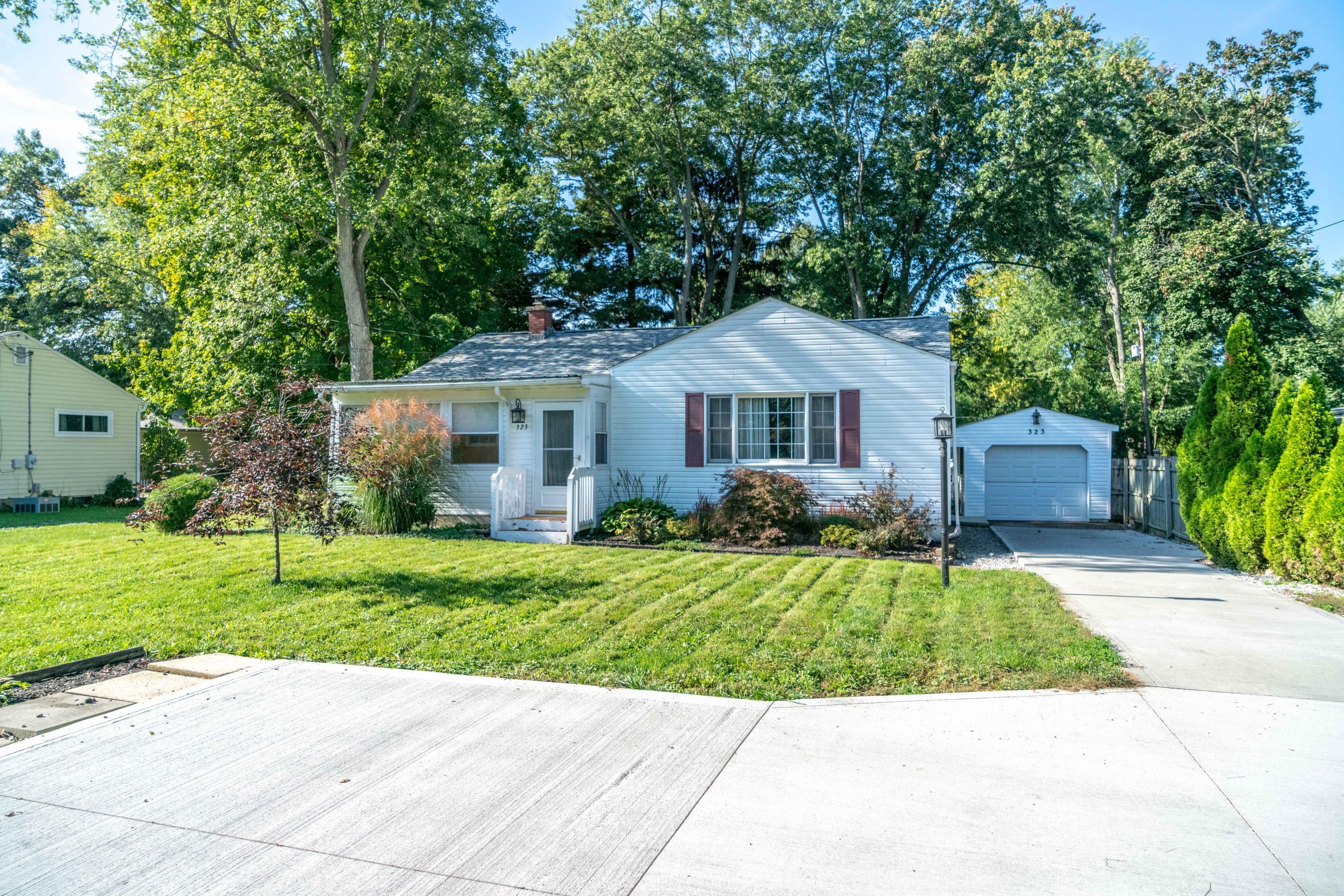 323 Troy Road Delaware, OH 43015 - Photo 3 of 21