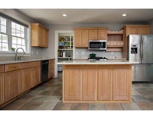 67 White Pond Road Hudson, MA 01749 - Photo 4 of 30 Gallery Image 4