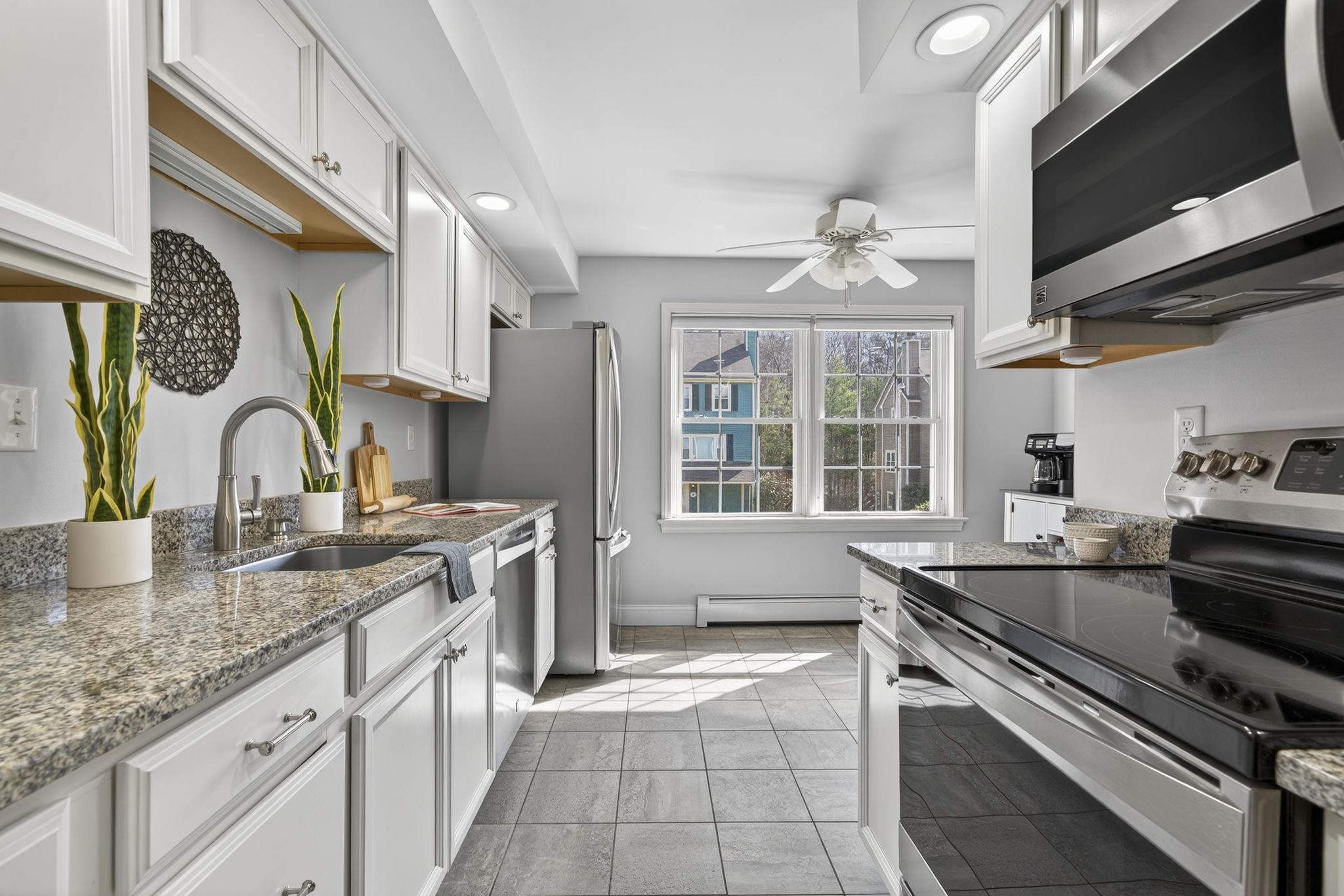 5 Walnut Circle Merrimack, NH 03054 - Photo 2 of 49