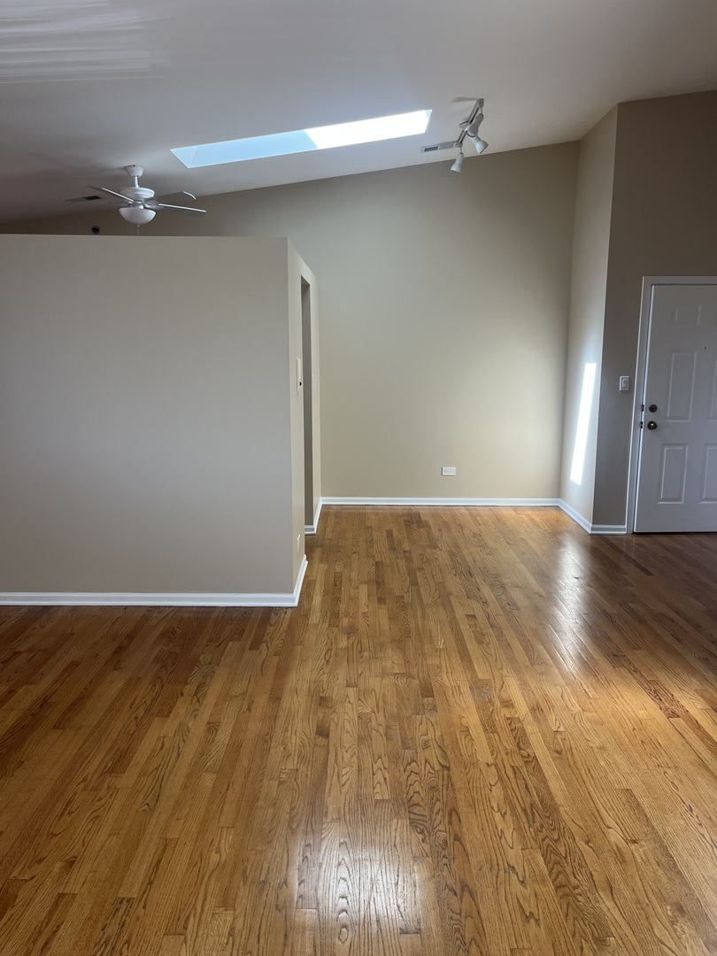 10620 Ridgeland Avenue, Unit 3B Chicago Ridge, IL 60415 - Photo 3 of 14