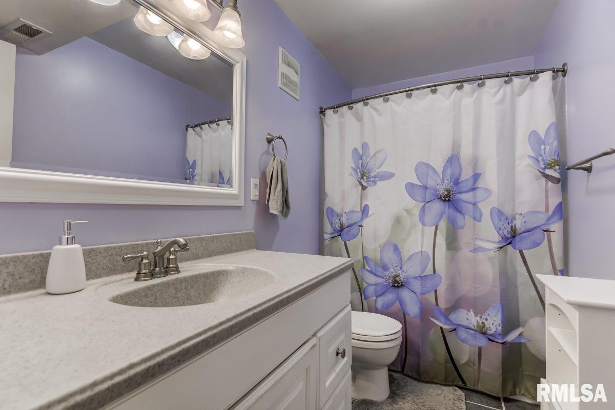 8 Rainbow Road Springfield, IL 62712 - Photo 14 of 32
