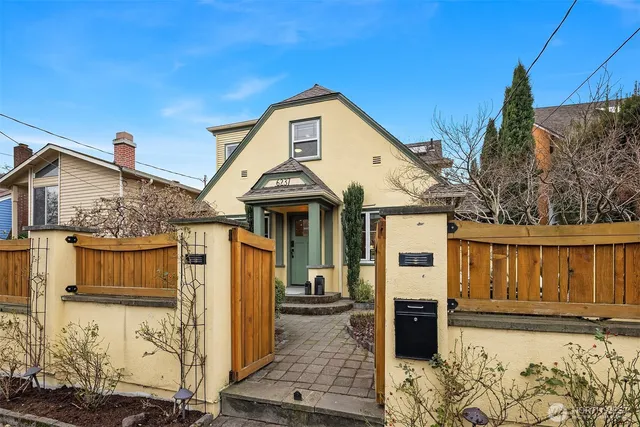 $1,550,000 | 6237 26th Avenue Northeast, Seattle, WA 98115