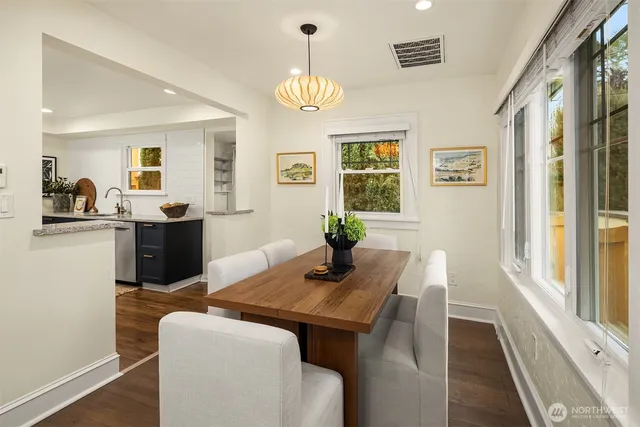 $1,550,000 | 6237 26th Avenue Northeast, Seattle, WA 98115