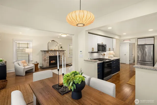 $1,550,000 | 6237 26th Avenue Northeast, Seattle, WA 98115