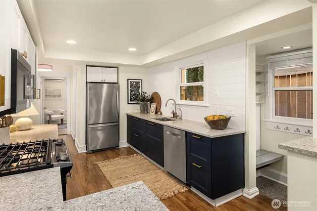 $1,550,000 | 6237 26th Avenue Northeast, Seattle, WA 98115