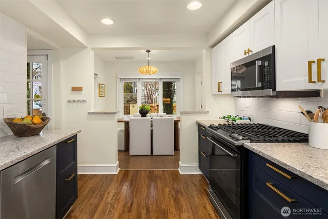 $1,550,000 | 6237 26th Avenue Northeast, Seattle, WA 98115