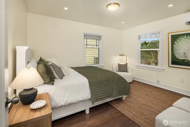 $1,550,000 | 6237 26th Avenue Northeast, Seattle, WA 98115