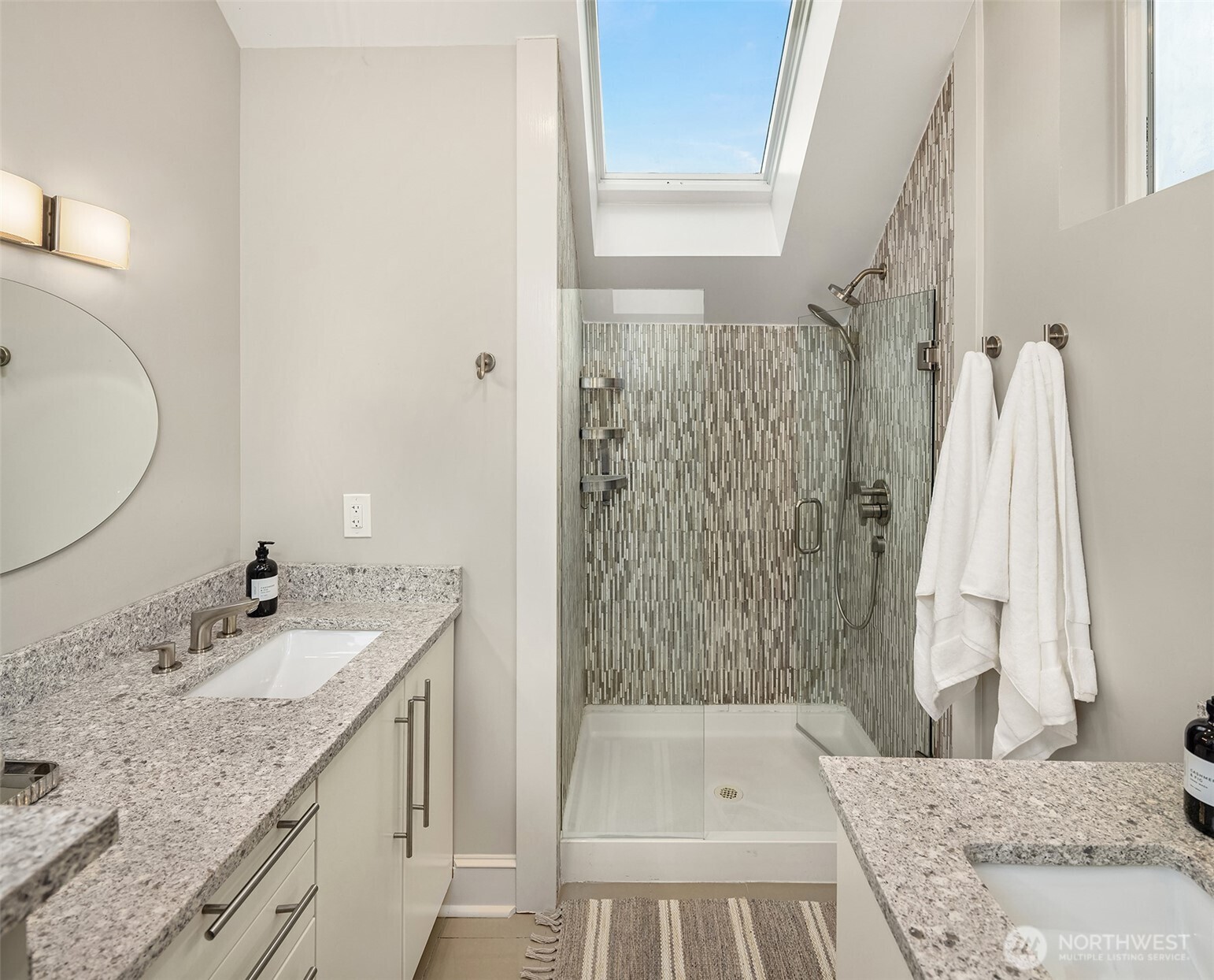 6237 26th Avenue Northeast Seattle, WA 98115 - Photo 24 of 40