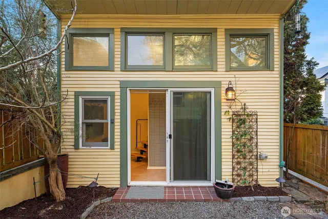 $1,550,000 | 6237 26th Avenue Northeast, Seattle, WA 98115