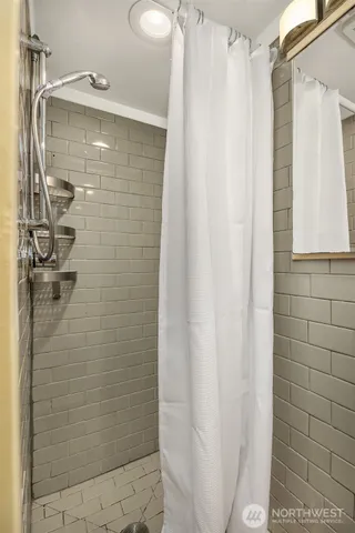 $1,550,000 | 6237 26th Avenue Northeast, Seattle, WA 98115