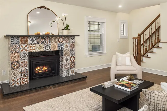 $1,550,000 | 6237 26th Avenue Northeast, Seattle, WA 98115