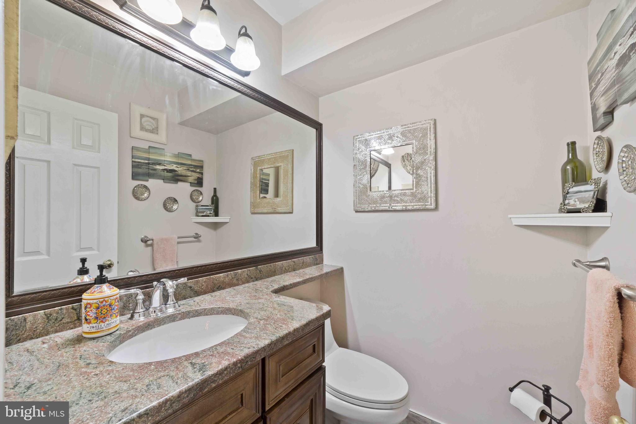 41 Spruce Road Hightstown, NJ 08520 - Photo 13 of 24