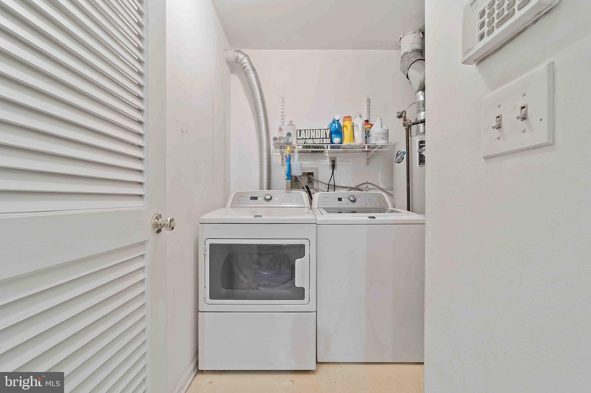 41 Spruce Road Hightstown, NJ 08520 - Photo 16 of 24