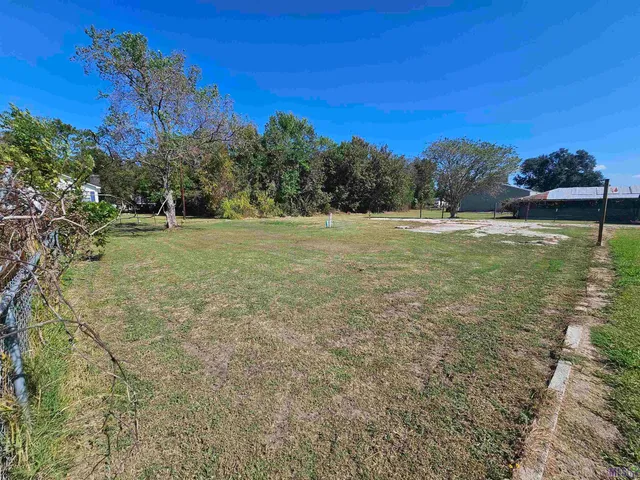 $45,000 | 29310 Highway 20, Vacherie, LA 70090