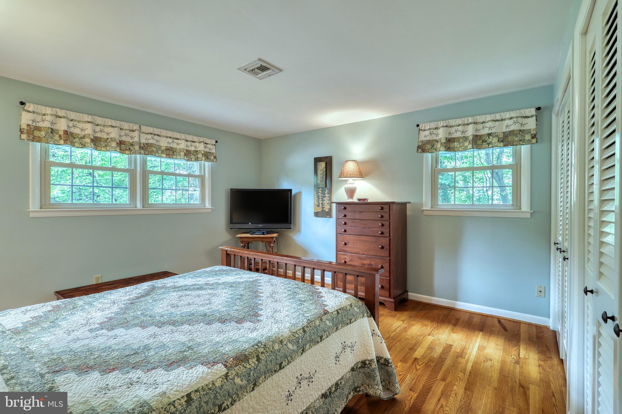 685 Cortleigh Drive York, PA 17402 - Photo 24 of 40 Gallery Image 24