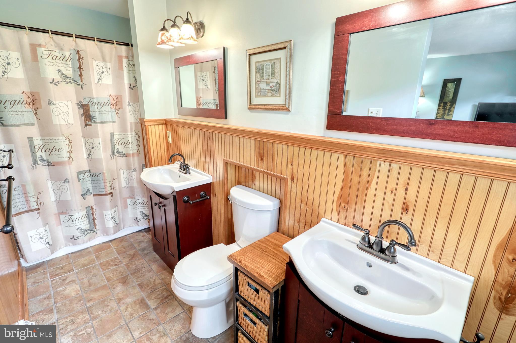 685 Cortleigh Drive York, PA 17402 - Photo 26 of 40 Gallery Image 26
