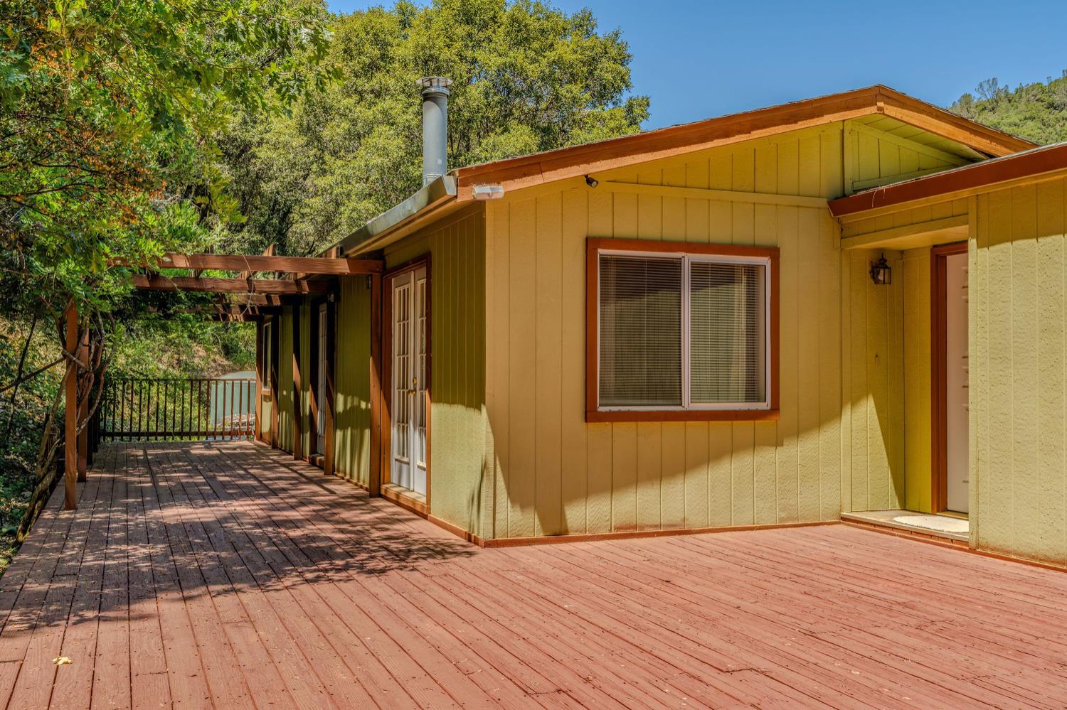 16000 Sutter Creek Road Sutter Creek, CA 95685 - Photo 38 of 80 a view of a house with wooden fence
