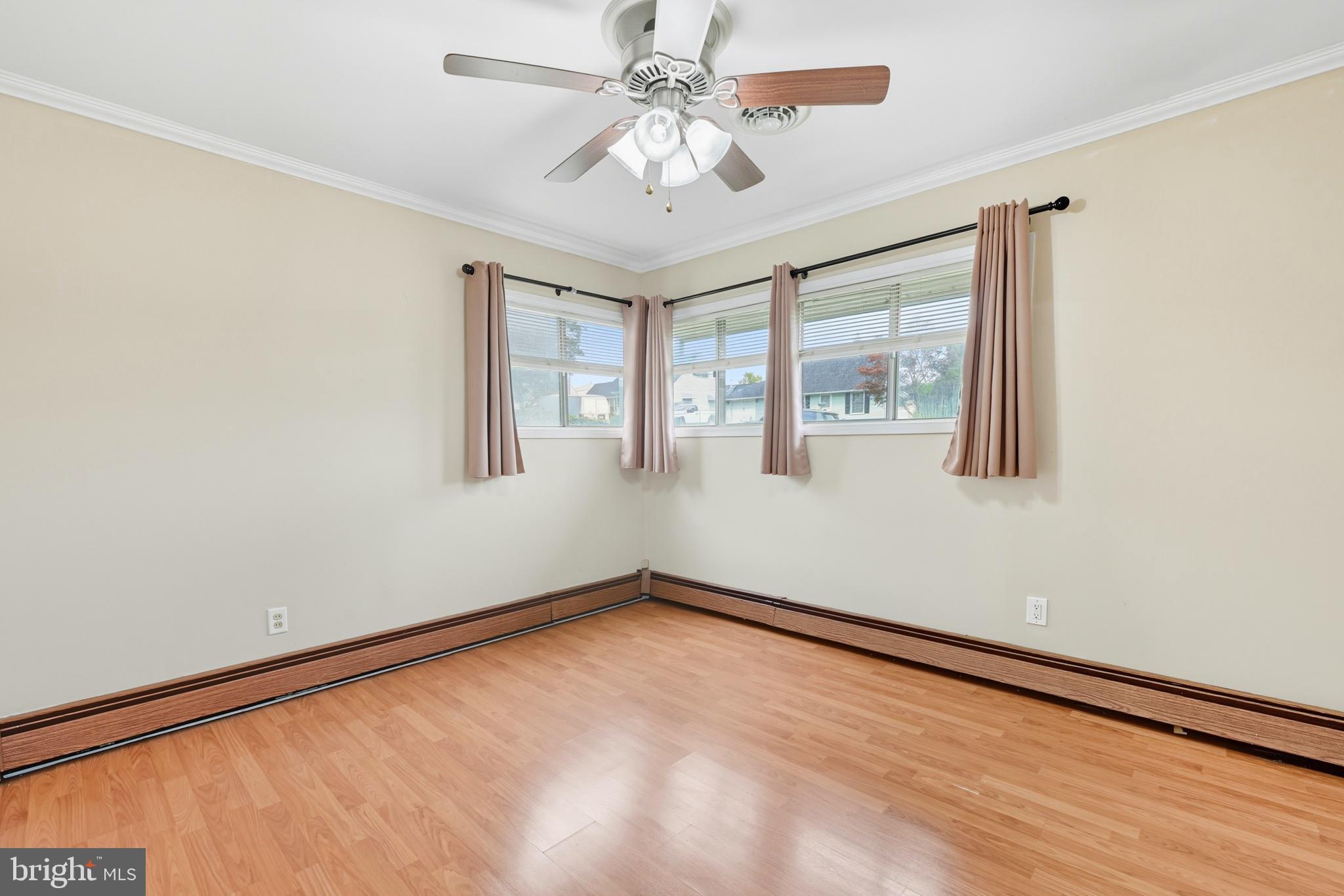 34 Haven Road Levittown, PA 19056 - Photo 12 of 25 Gallery Image 12