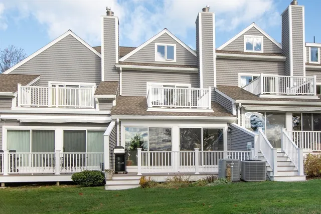 $999,000 | 40 Driftway, Unit 13, Scituate, MA 02066