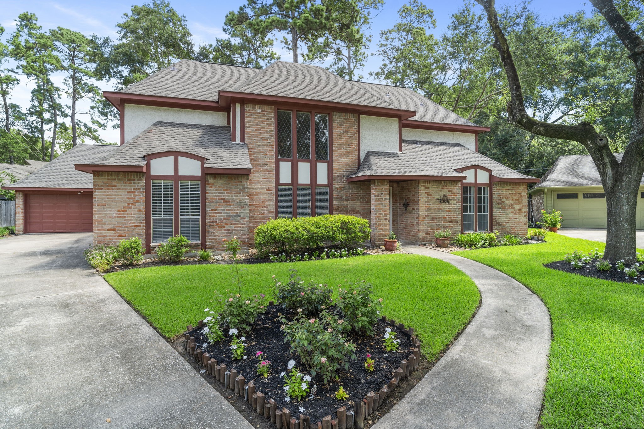 8206 Colonial Oaks Lane Spring, TX 77379 - Photo 3 of 50