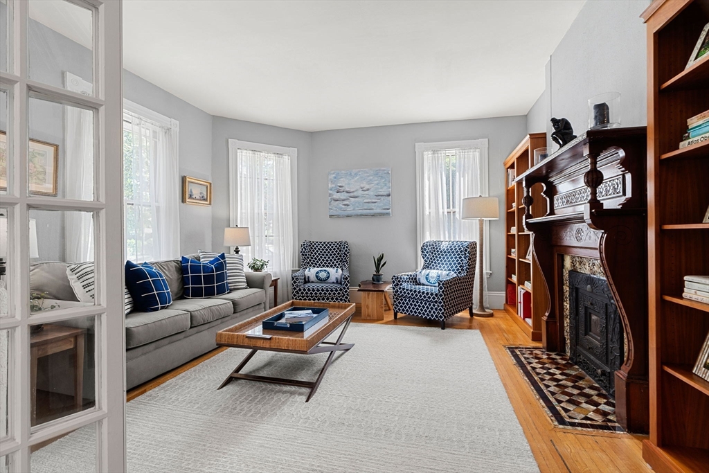 6 Summit Place Newburyport, MA 01950 - Photo 2 of 39