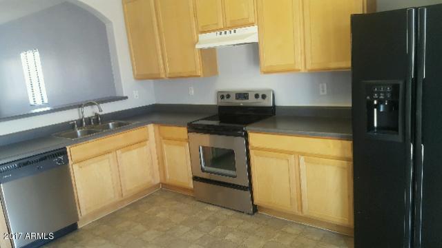 1202 West Fremont Rd. Phoenix, AZ 85041 - Photo 3 of 13 Fremont (12)